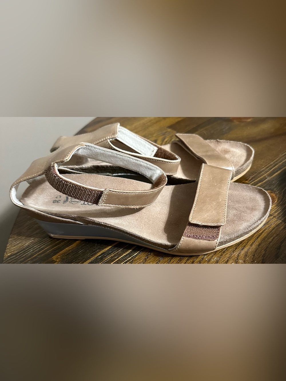 Naot Women's Mermaid style sandals. In Very good condition.